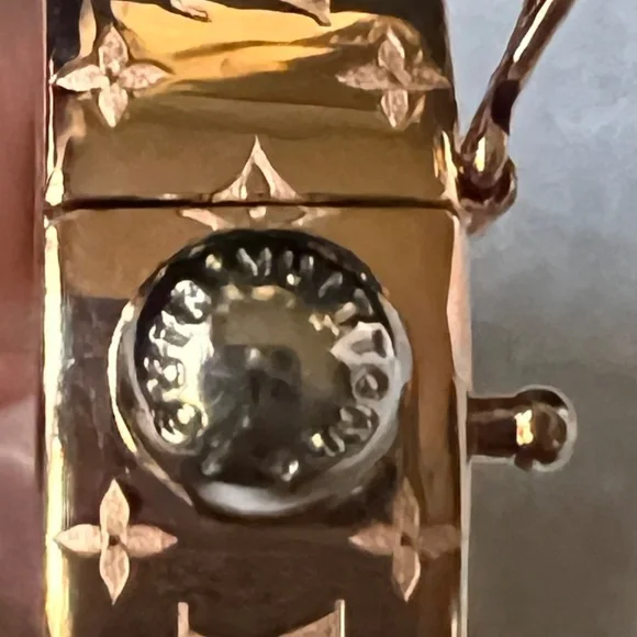 Louis Vuitton Monogram Hinged Bangle Bracelet Rose Gold Tone Size S - Picture 6 of 11